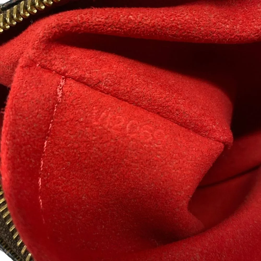 Louis Vuitton louis vuitton
